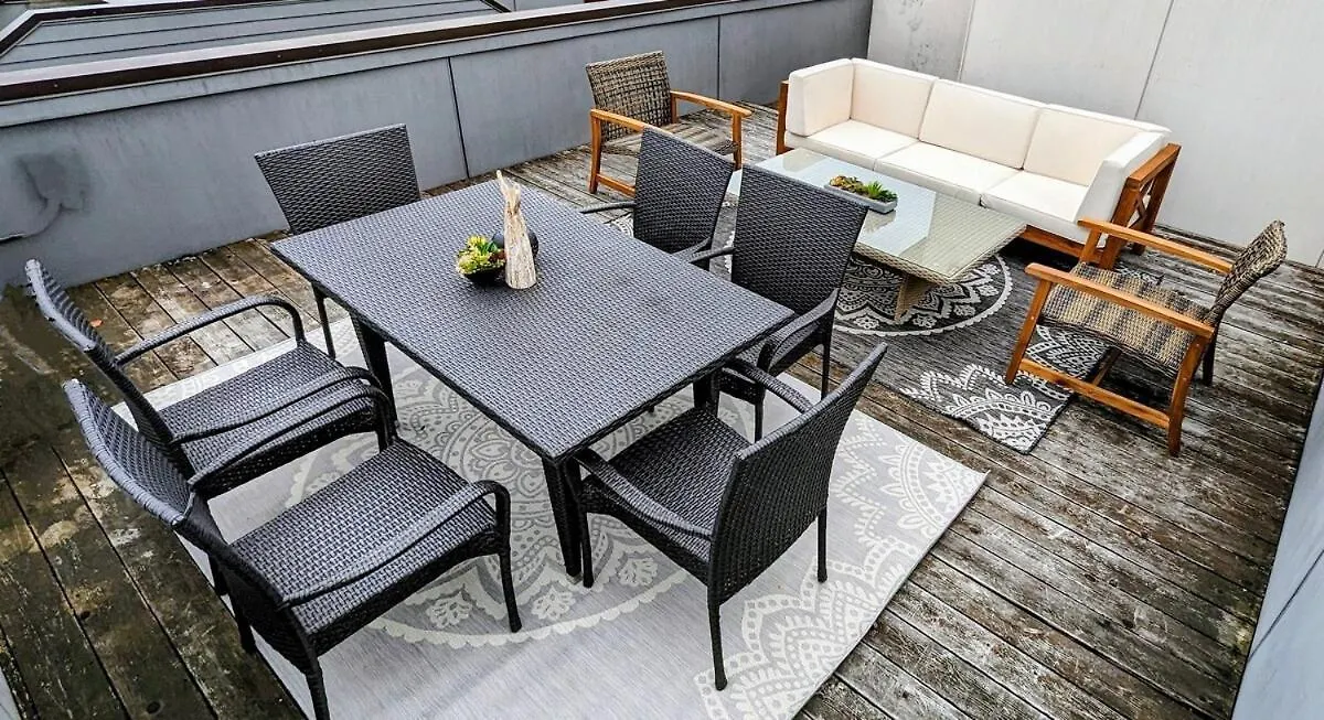 Rooftop Views Of The Space Needle, Sound, & City Seattle Holiday home